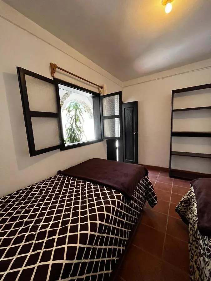 Casa Nazareno, Callejon Lemus #9A Entre 6A Y 7A Avenida Norte Antigua